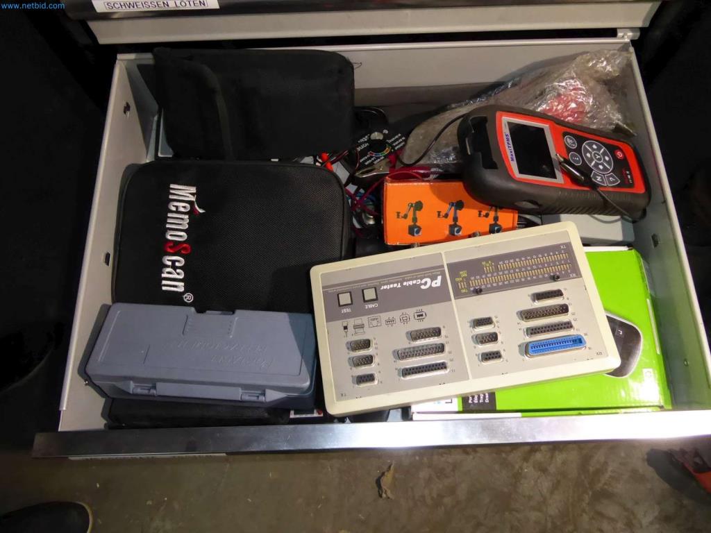 Liquidación de almacén de una empresa de servicios, vehículos, equipos de almacén-5