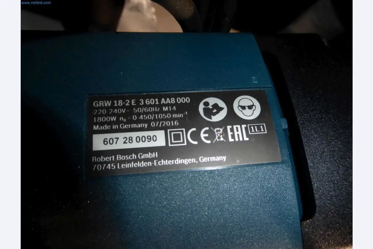 Likvidace skladu společnosti poskytující služby, vozidla, vybavení skladu-2