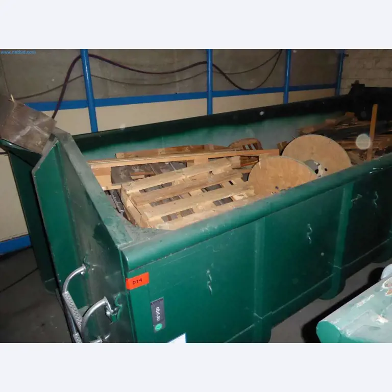 Magazijnliquidatie van een dienstverlenend bedrijf, voertuigen, magazijnuitrusting-1