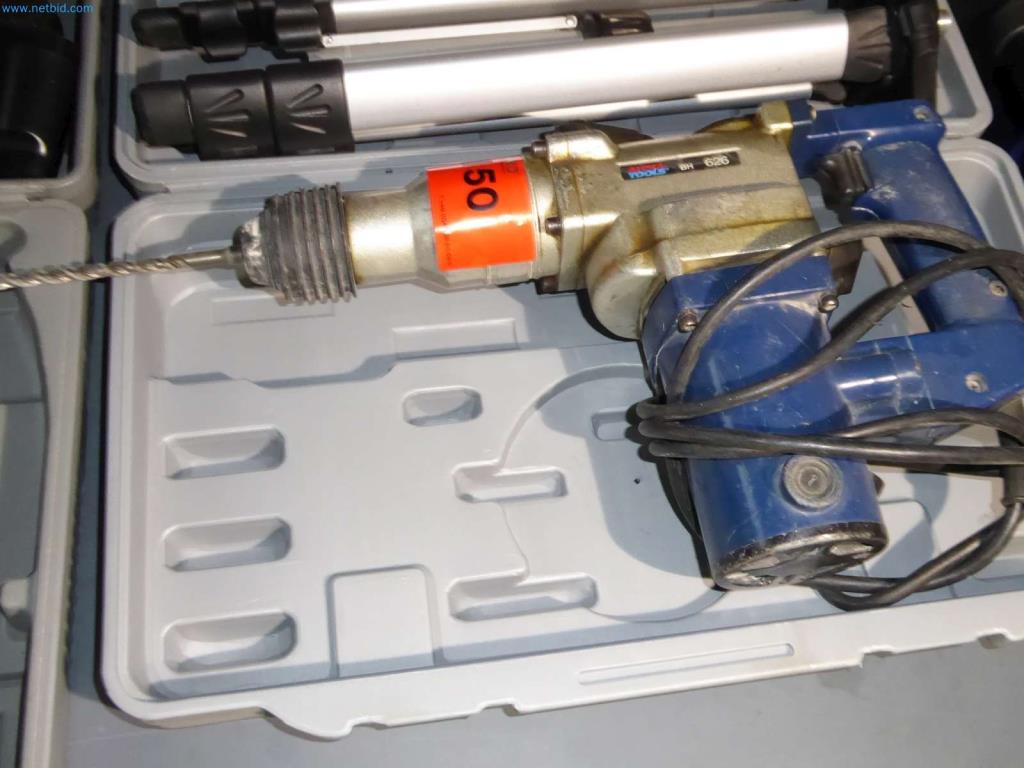 Liquidación de almacén de una empresa de servicios, vehículos, equipos de almacén-3