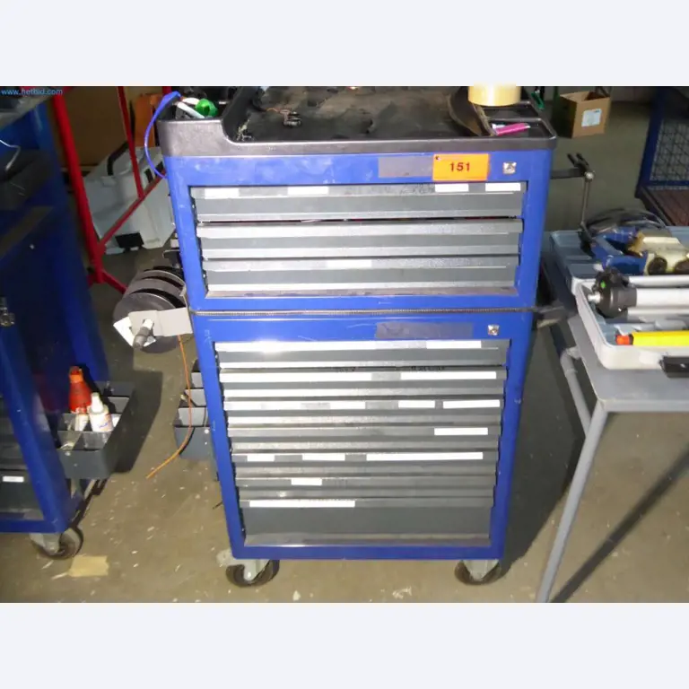 Liquidación de almacén de una empresa de servicios, vehículos, equipos de almacén-1