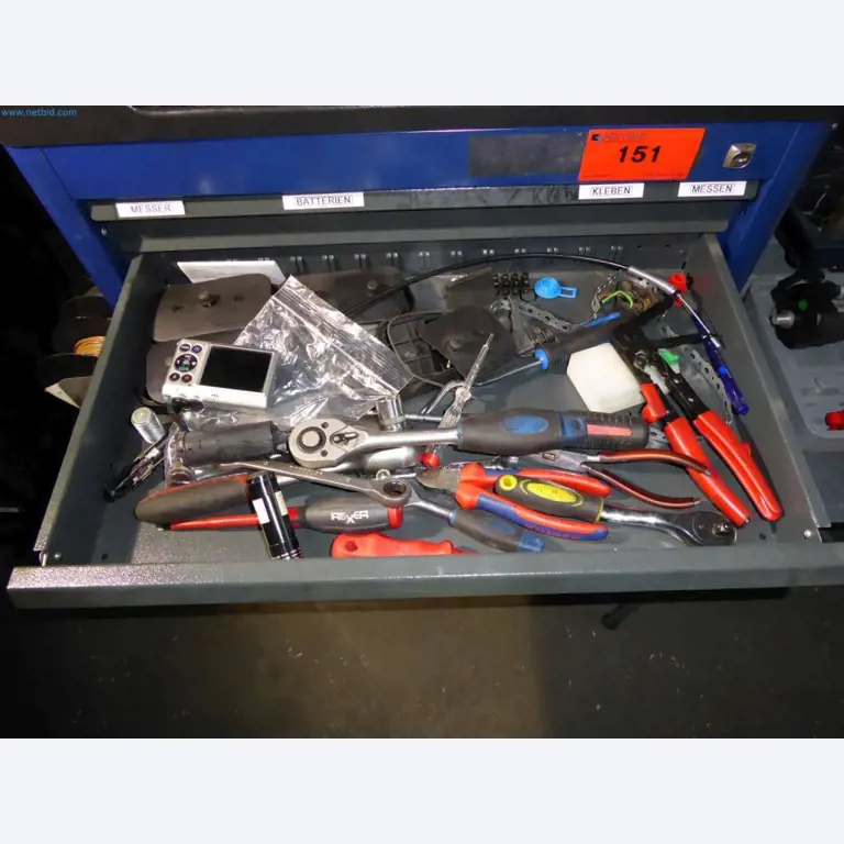 Liquidación de almacén de una empresa de servicios, vehículos, equipos de almacén-3