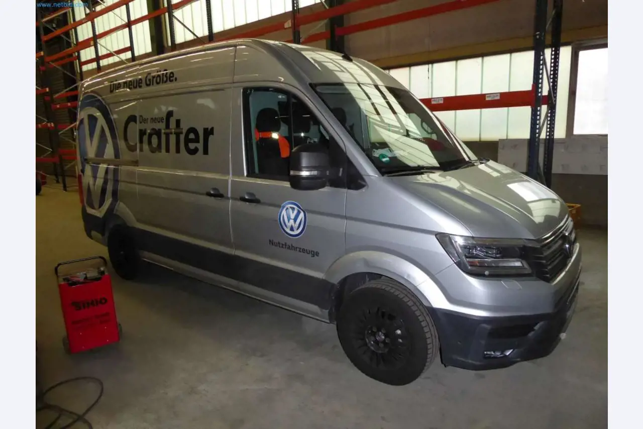 Liquidación de almacén de una empresa de servicios, vehículos, equipos de almacén-1