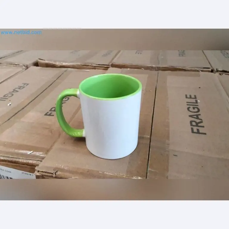 Magazijnliquidatie van een dienstverlenend bedrijf, voertuigen, magazijnuitrusting-1