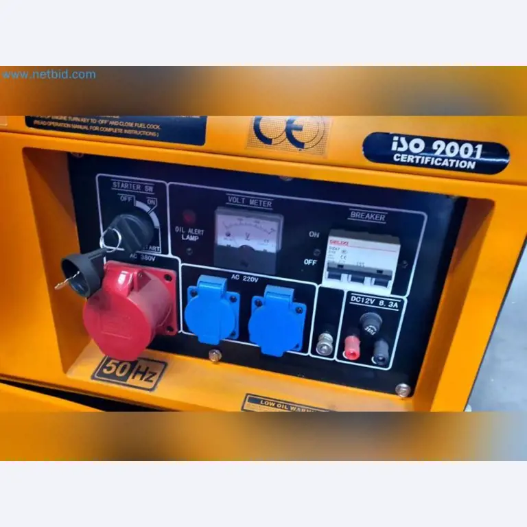 Lagerauflösung eines Dienstleistungsbetriebes, Fahrzeuge, Lagereinrichtung-2