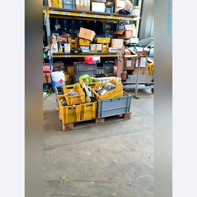 Liquidación de almacén de una empresa de servicios, vehículos, equipos de almacén-1