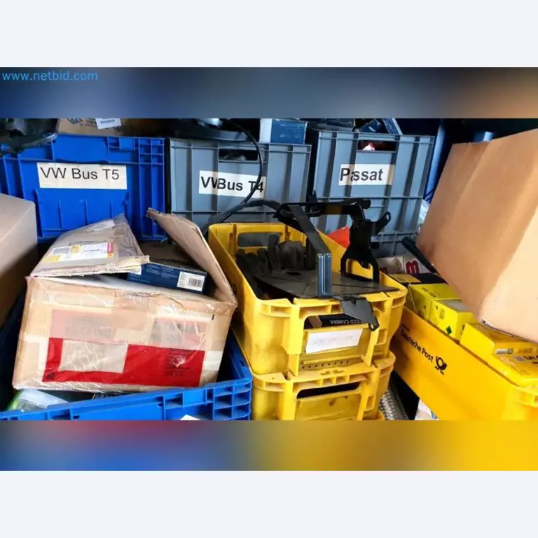 Liquidación de almacén de una empresa de servicios, vehículos, equipos de almacén-6