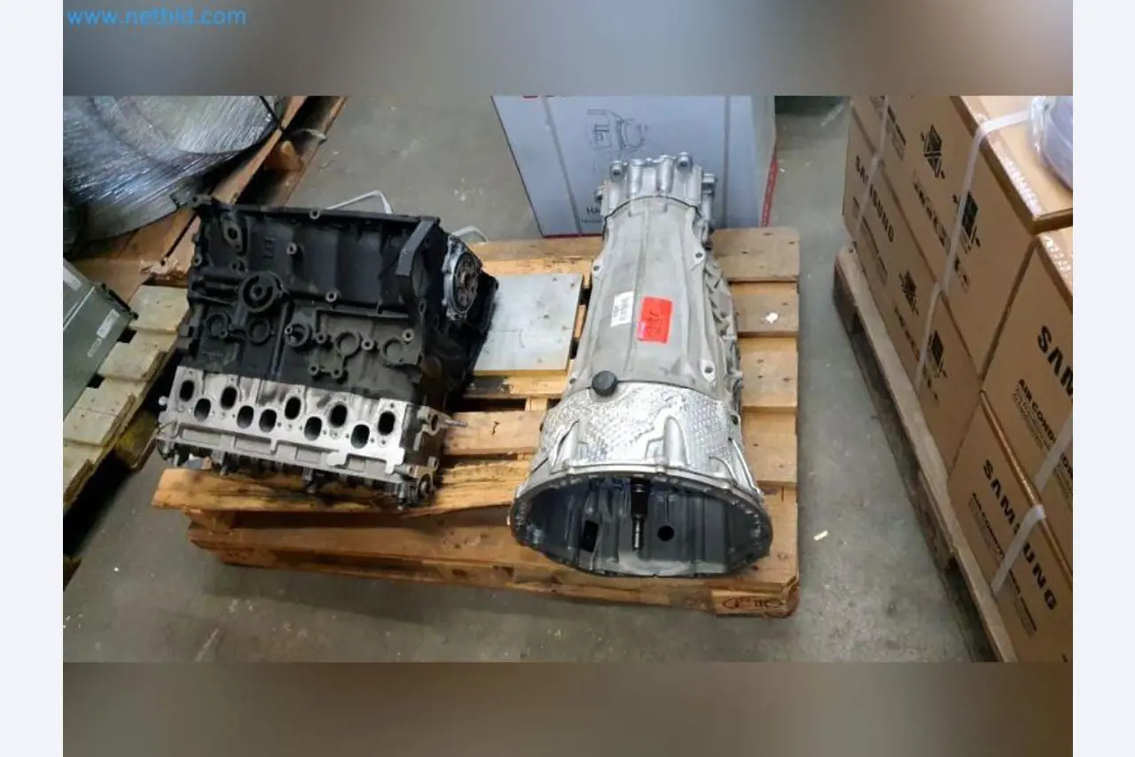 Liquidación de almacén de una empresa de servicios, vehículos, equipos de almacén-3