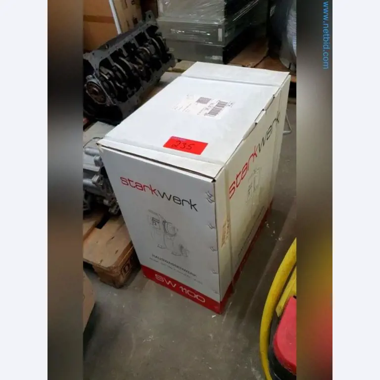 Liquidación de almacén de una empresa de servicios, vehículos, equipos de almacén-1