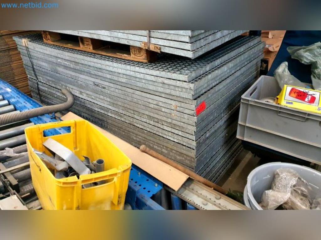 Likvidace skladu společnosti poskytující služby, vozidla, vybavení skladu-1