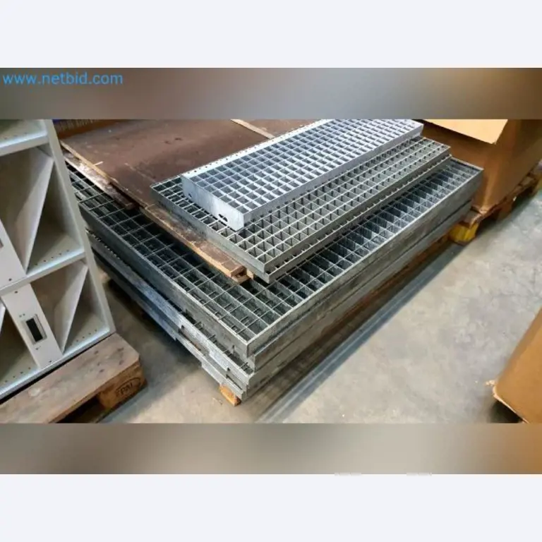 Liquidación de almacén de una empresa de servicios, vehículos, equipos de almacén-3