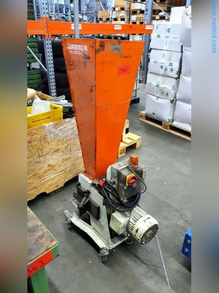 Lagerauflösung eines Dienstleistungsbetriebes, Fahrzeuge, Lagereinrichtung-1