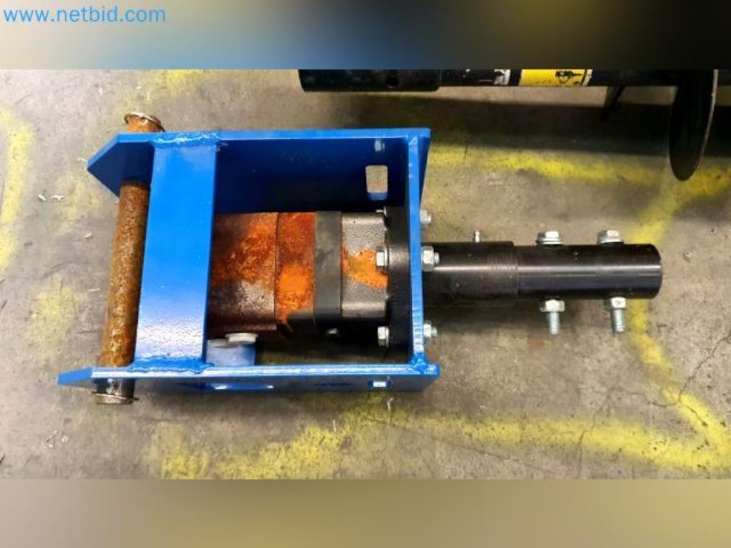 Lagerauflösung eines Dienstleistungsbetriebes, Fahrzeuge, Lagereinrichtung-2