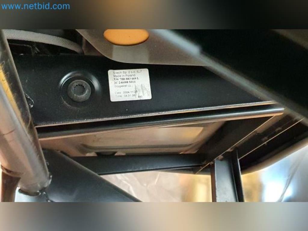 Likwidacja magazynu firmy usługowej, pojazdy, wyposażenie magazynu-2