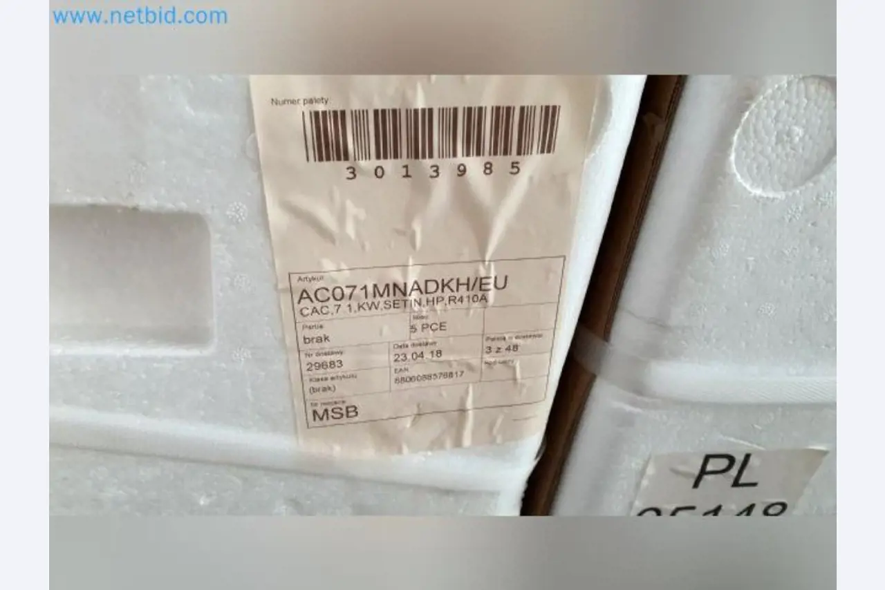 Liquidación de almacén de una empresa de servicios, vehículos, equipos de almacén-8