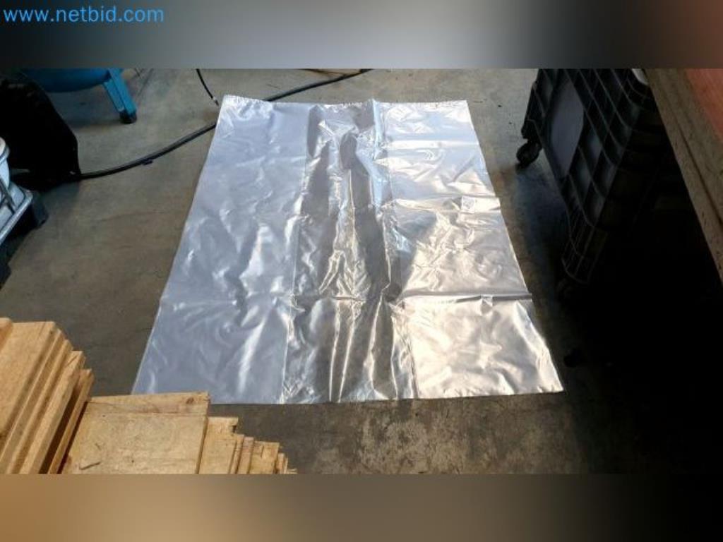 Liquidación de almacén de una empresa de servicios, vehículos, equipos de almacén-2