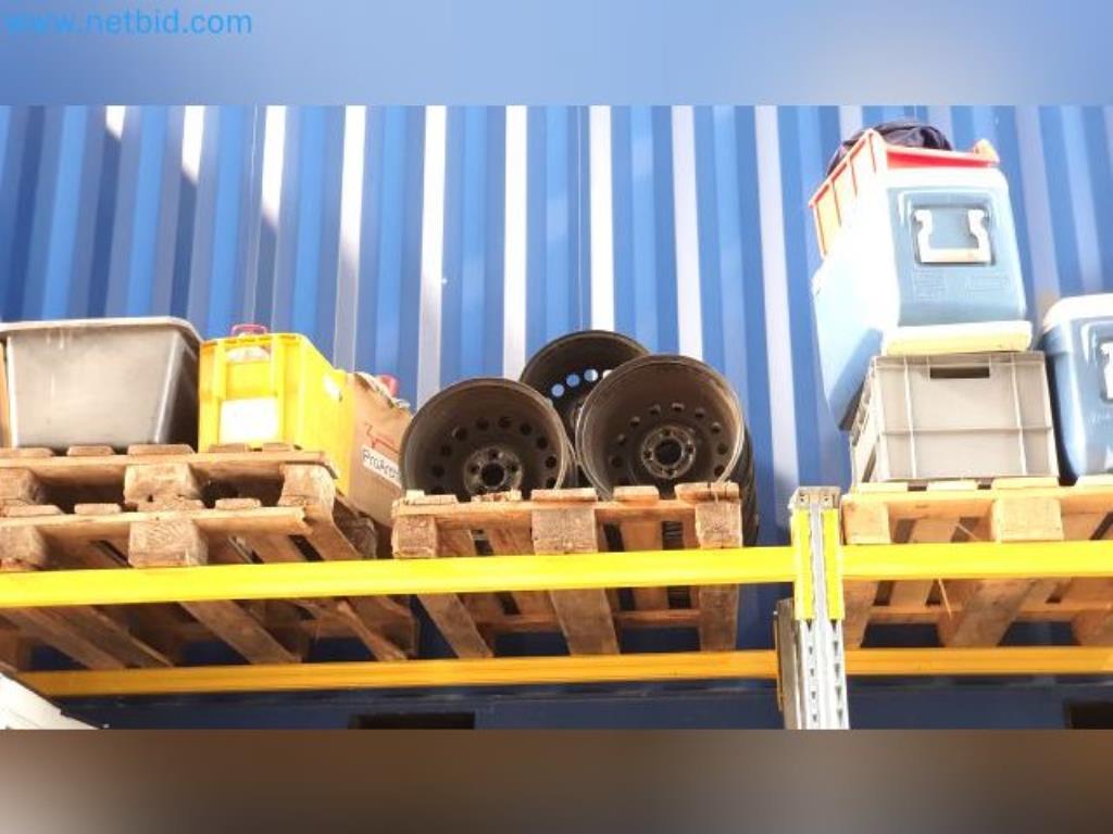 Lagerauflösung eines Dienstleistungsbetriebes, Fahrzeuge, Lagereinrichtung-1