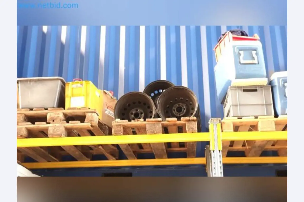 Liquidación de almacén de una empresa de servicios, vehículos, equipos de almacén-1