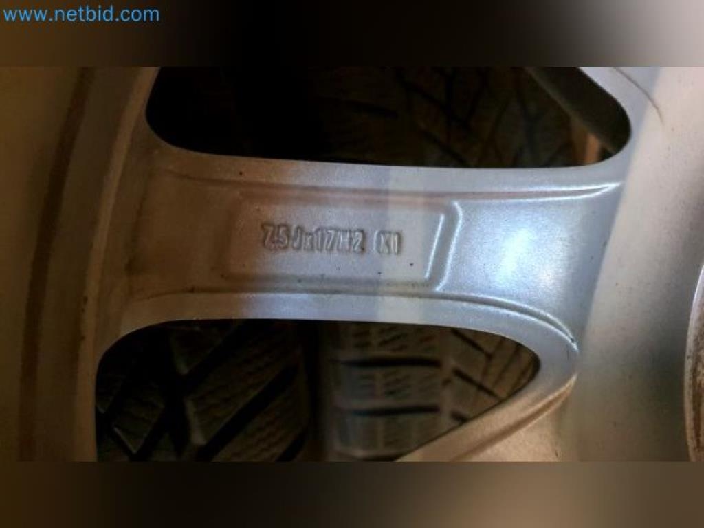 Lagerauflösung eines Dienstleistungsbetriebes, Fahrzeuge, Lagereinrichtung-5