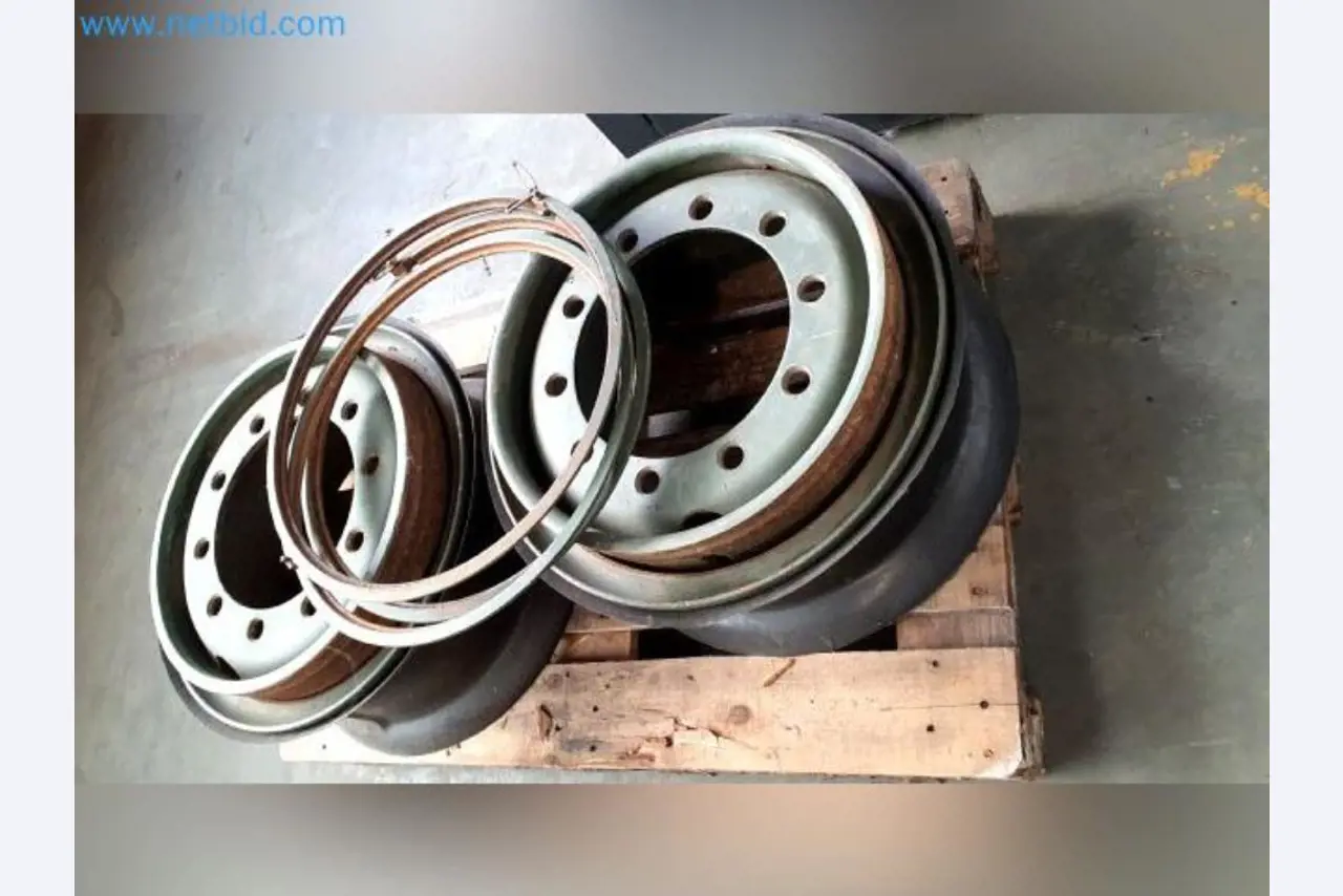 Liquidación de almacén de una empresa de servicios, vehículos, equipos de almacén-1