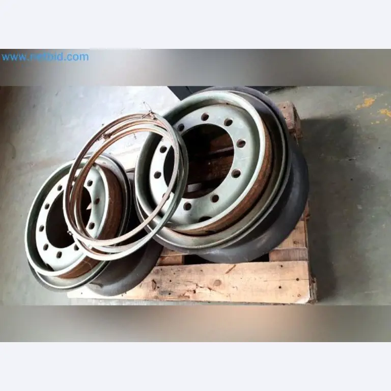 Liquidación de almacén de una empresa de servicios, vehículos, equipos de almacén-1