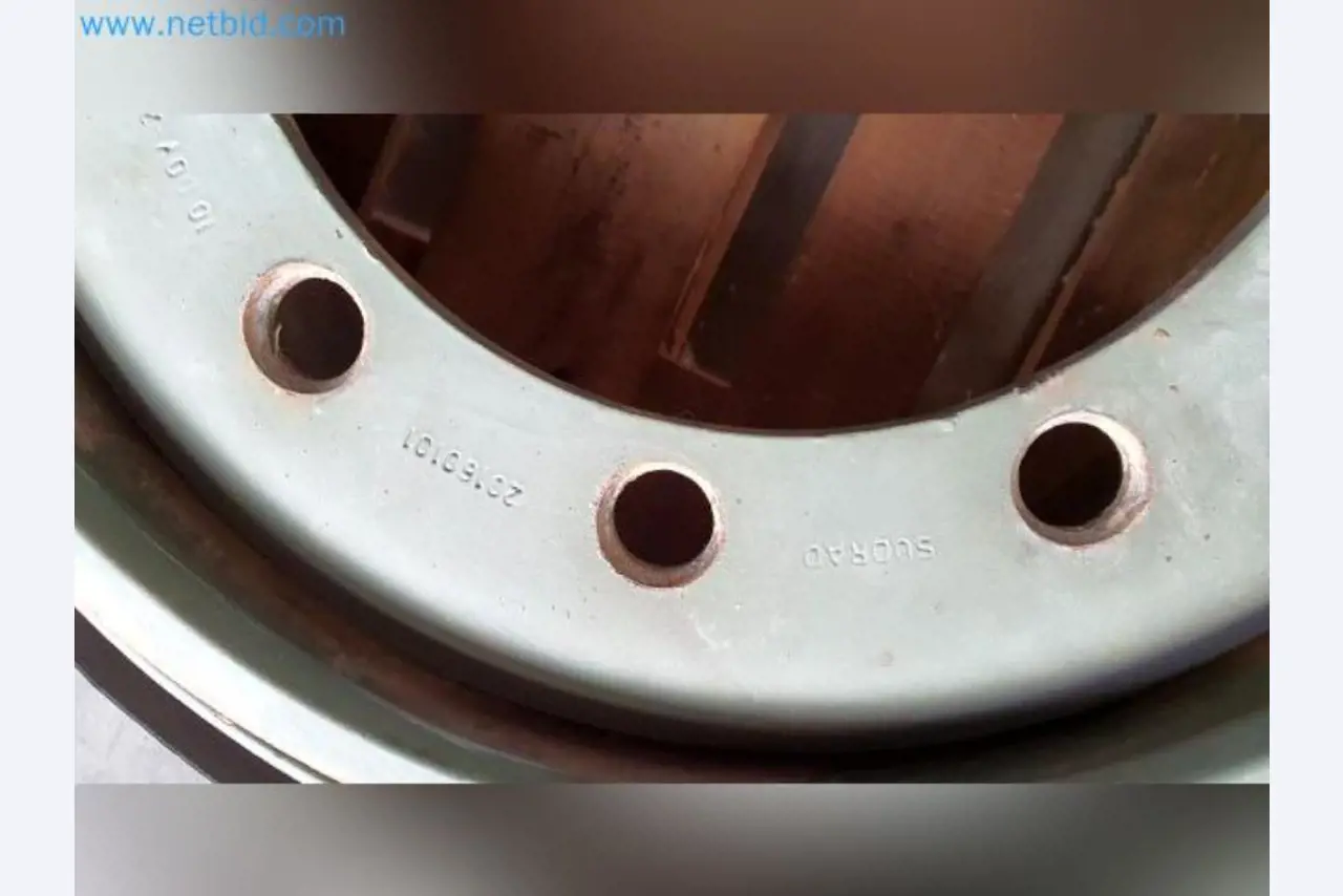 Liquidación de almacén de una empresa de servicios, vehículos, equipos de almacén-2