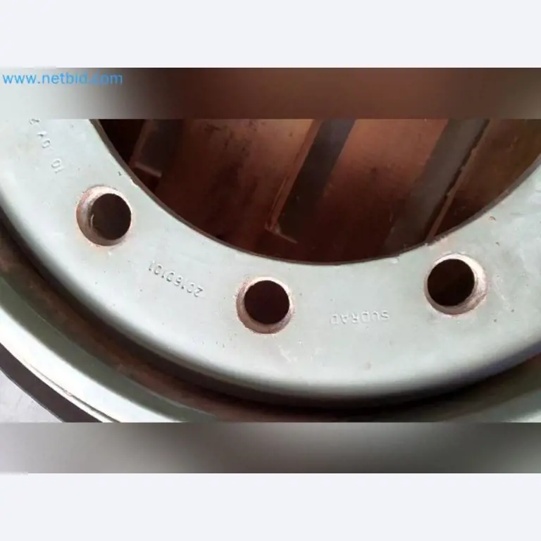 Liquidación de almacén de una empresa de servicios, vehículos, equipos de almacén-2