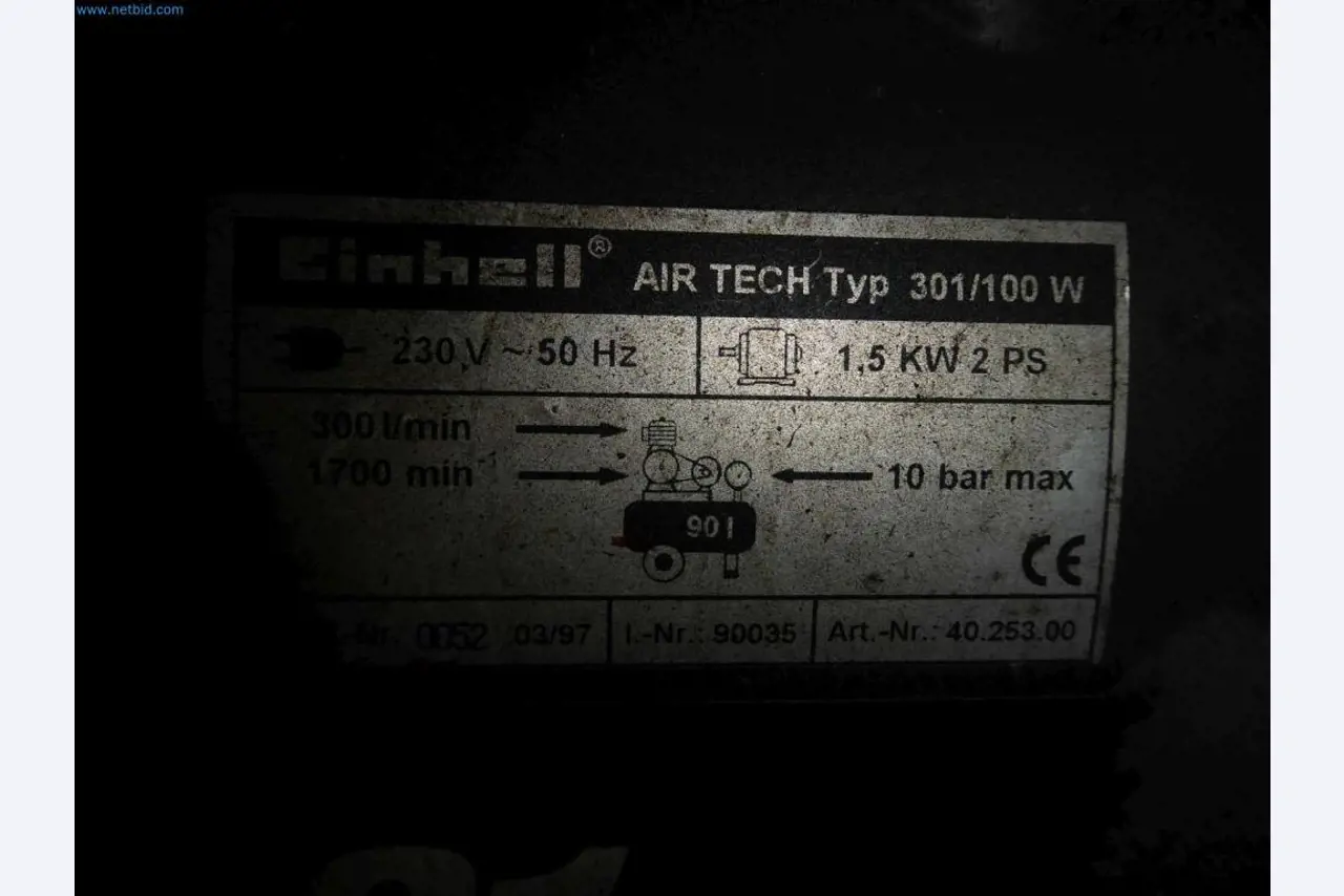Lagerauflösung eines Dienstleistungsbetriebes, Fahrzeuge, Lagereinrichtung-2