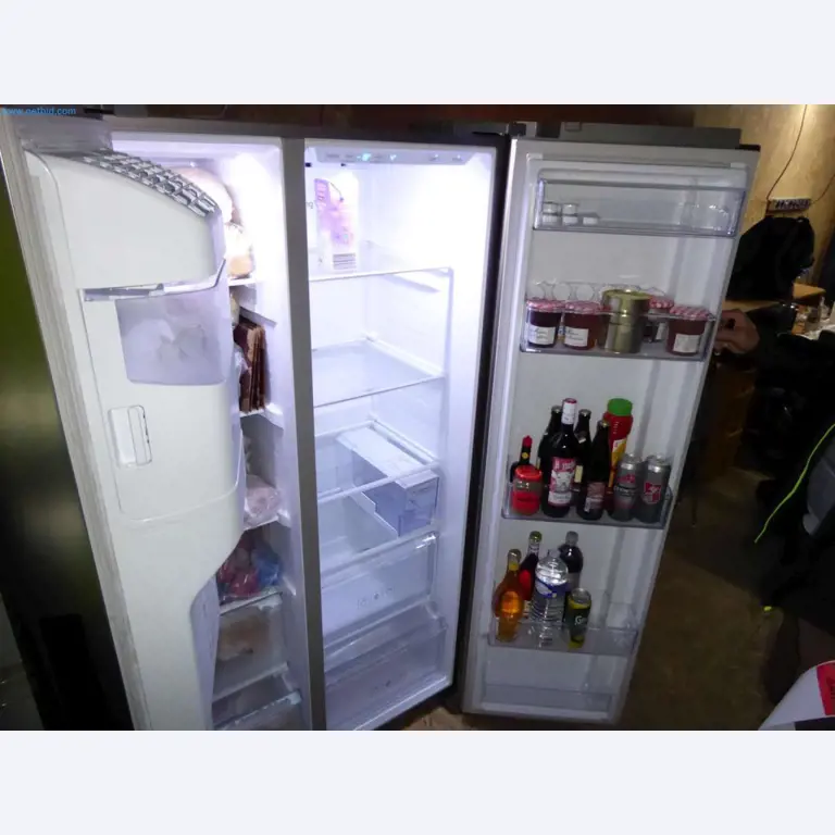 Magazijnliquidatie van een dienstverlenend bedrijf, voertuigen, magazijnuitrusting-5