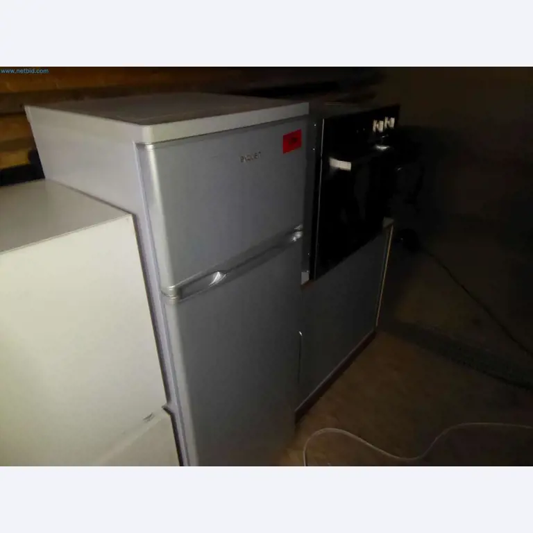 Likvidace skladu společnosti poskytující služby, vozidla, vybavení skladu-2