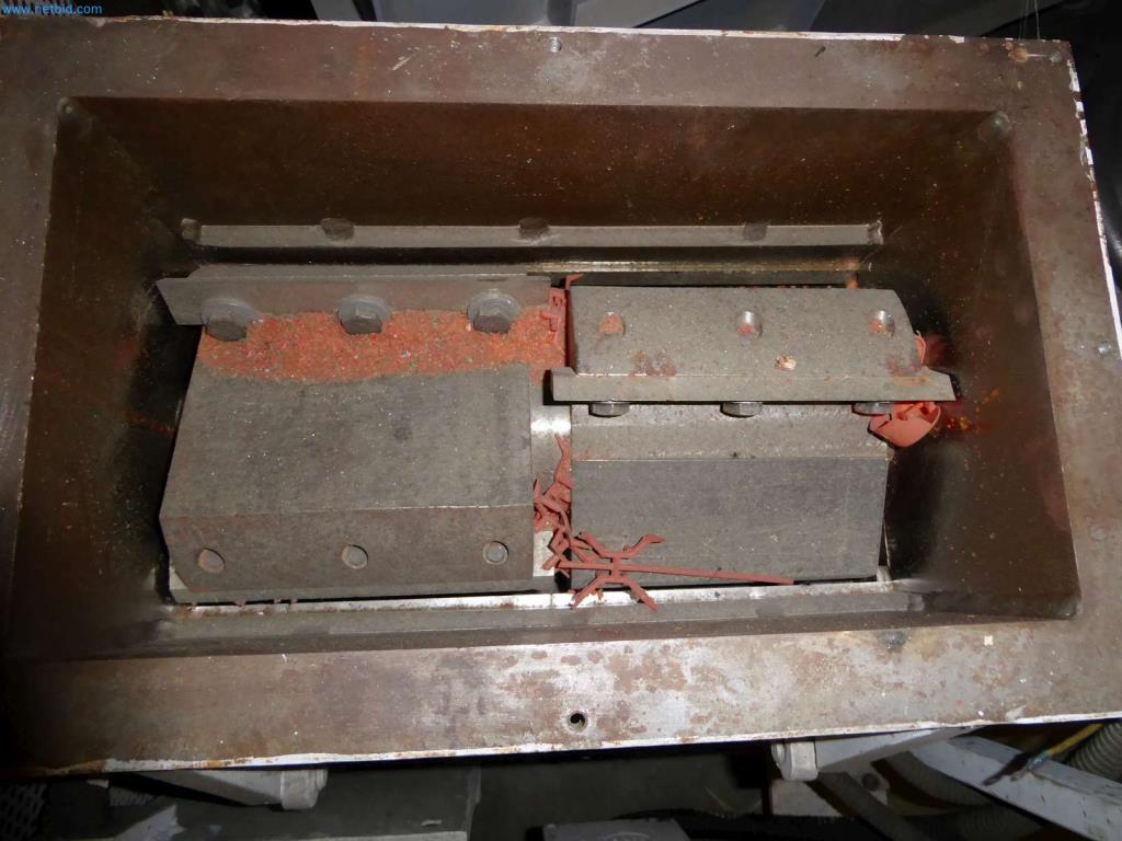 Lagerauflösung eines Dienstleistungsbetriebes, Fahrzeuge, Lagereinrichtung-3