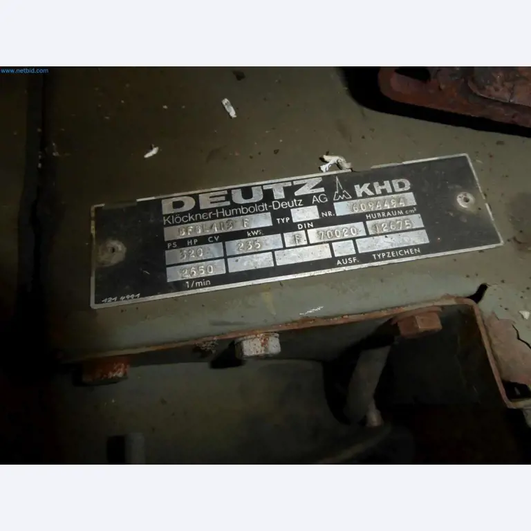 Liquidación de almacén de una empresa de servicios, vehículos, equipos de almacén-4