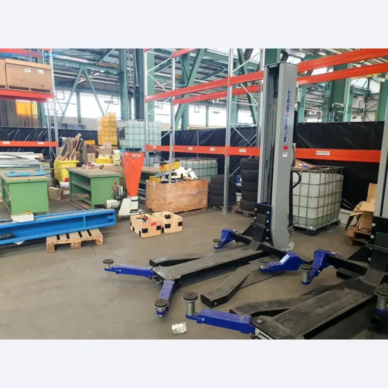 Liquidación de almacén de una empresa de servicios, vehículos, equipos de almacén-1