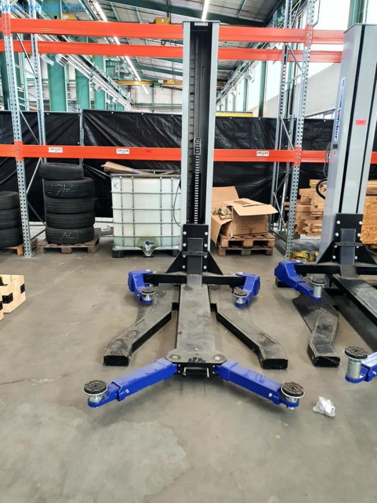 Lagerauflösung eines Dienstleistungsbetriebes, Fahrzeuge, Lagereinrichtung-4