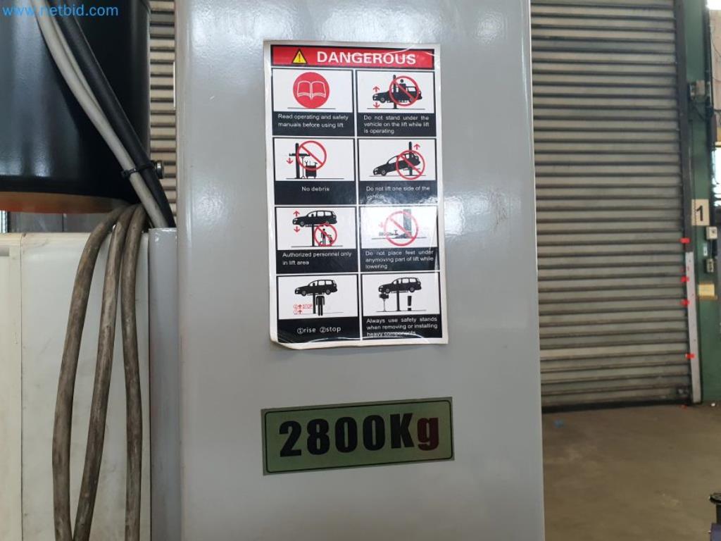 Lagerauflösung eines Dienstleistungsbetriebes, Fahrzeuge, Lagereinrichtung-5