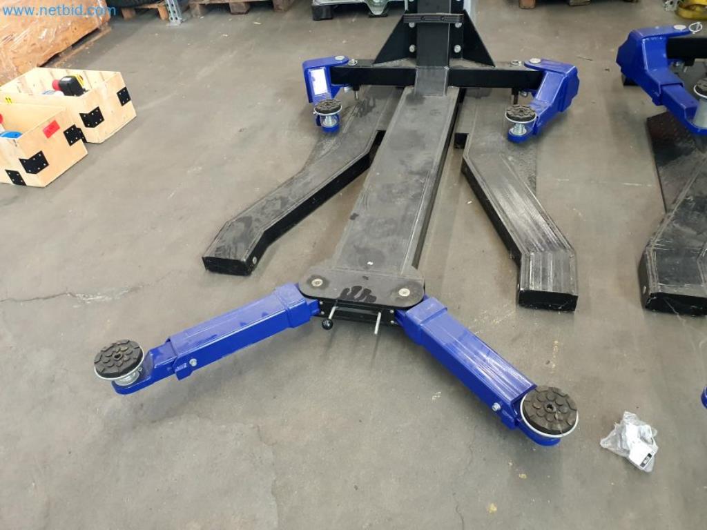 Lagerauflösung eines Dienstleistungsbetriebes, Fahrzeuge, Lagereinrichtung-8