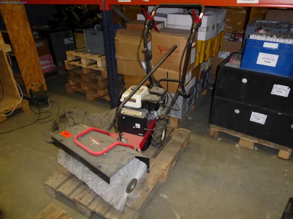 Liquidación de almacén de una empresa de servicios, vehículos, equipos de almacén-1