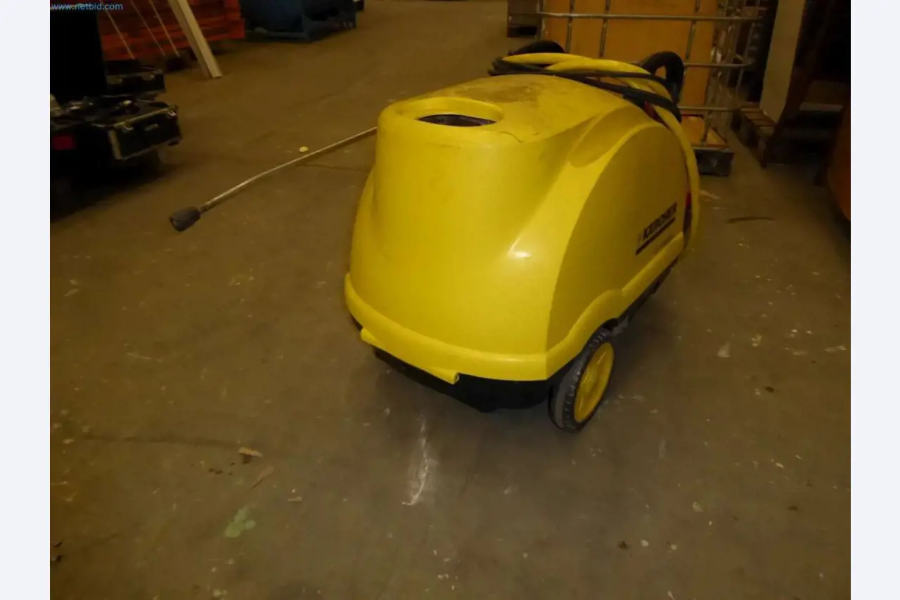 Liquidación de almacén de una empresa de servicios, vehículos, equipos de almacén-4