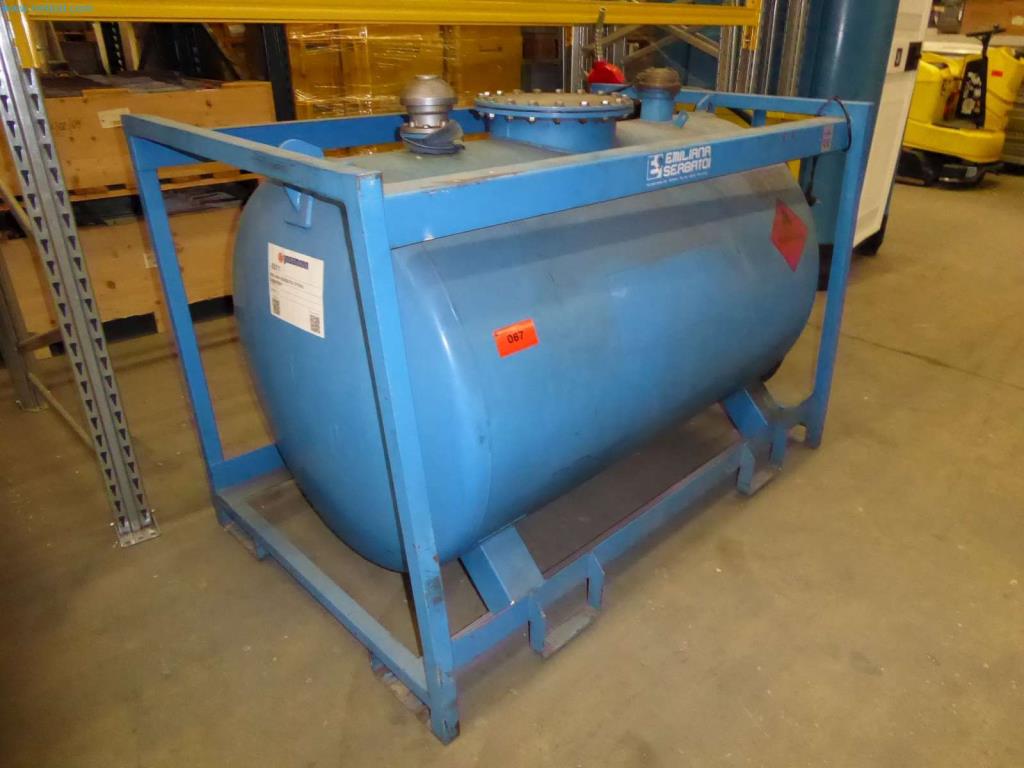 Lagerauflösung eines Dienstleistungsbetriebes, Fahrzeuge, Lagereinrichtung-1