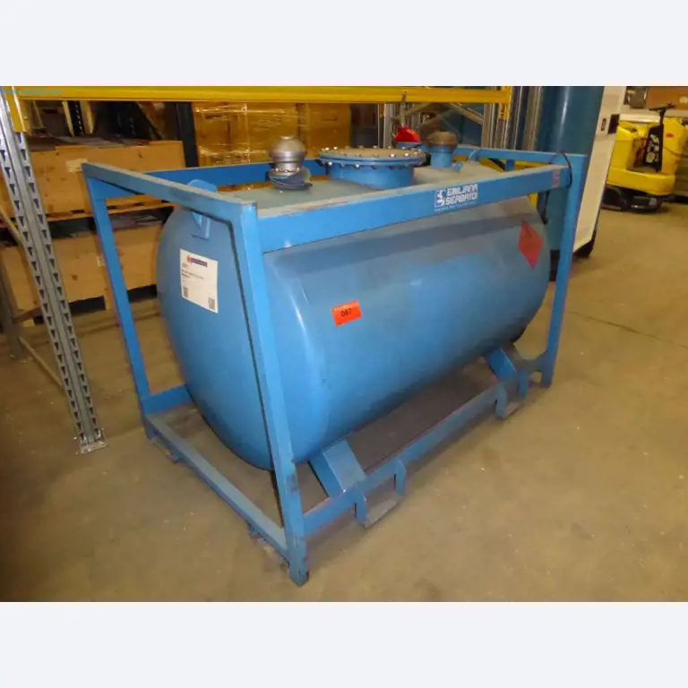 Liquidación de almacén de una empresa de servicios, vehículos, equipos de almacén-1