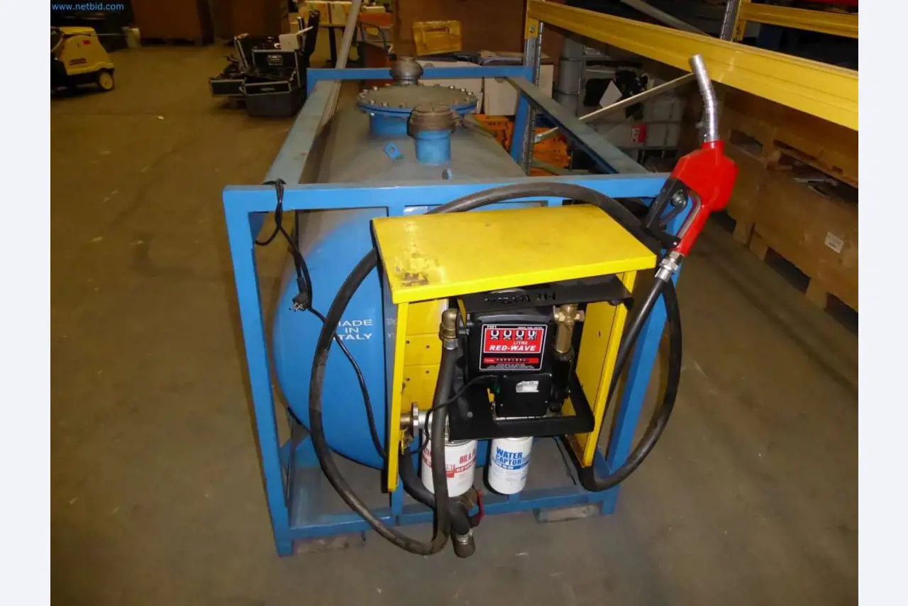 Liquidación de almacén de una empresa de servicios, vehículos, equipos de almacén-3