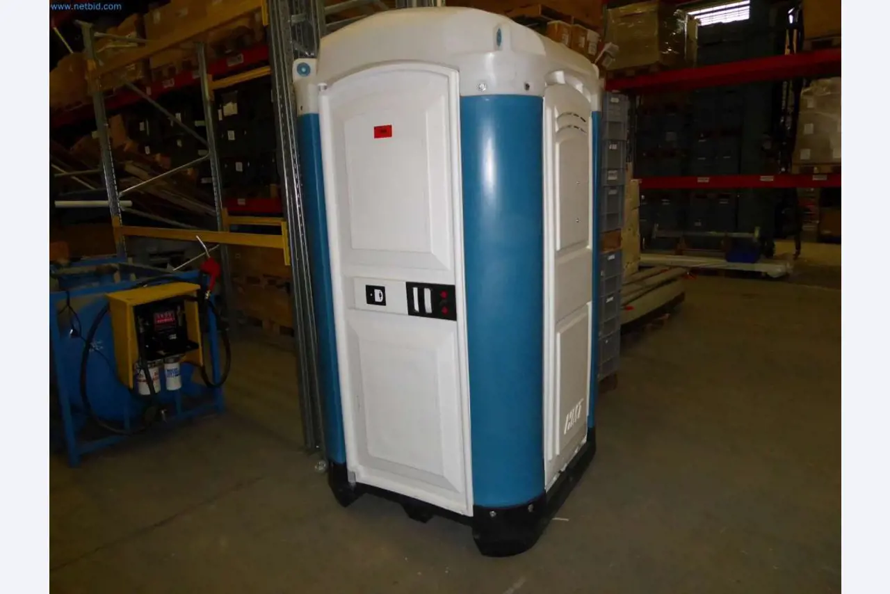 Magazijnliquidatie van een dienstverlenend bedrijf, voertuigen, magazijnuitrusting-1