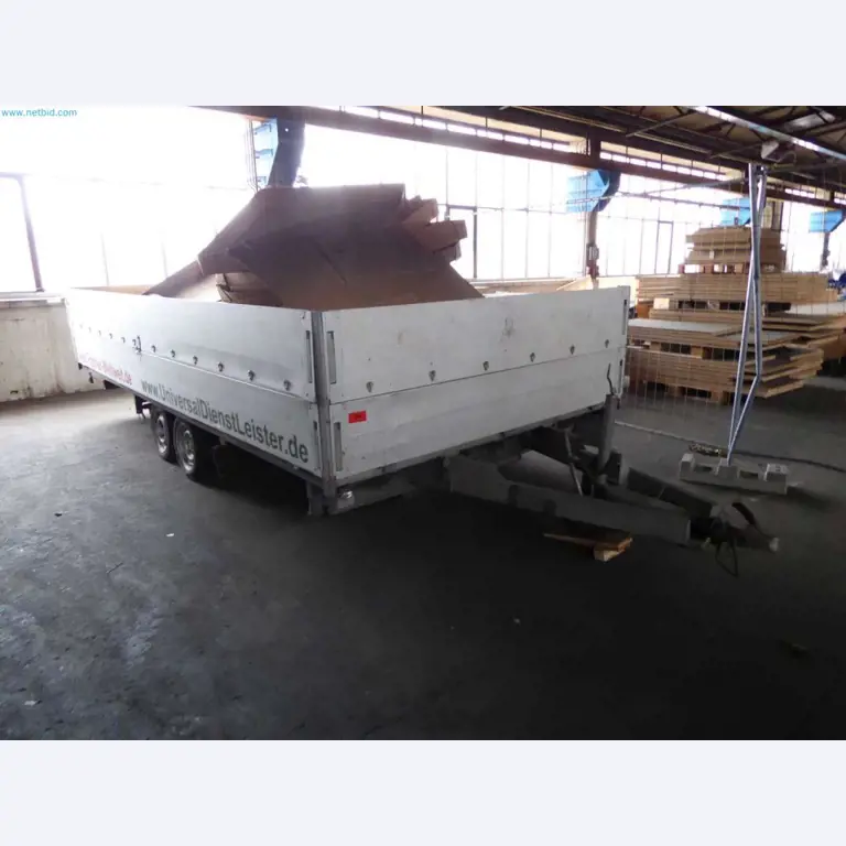 Lagerauflösung eines Dienstleistungsbetriebes, Fahrzeuge, Lagereinrichtung-2