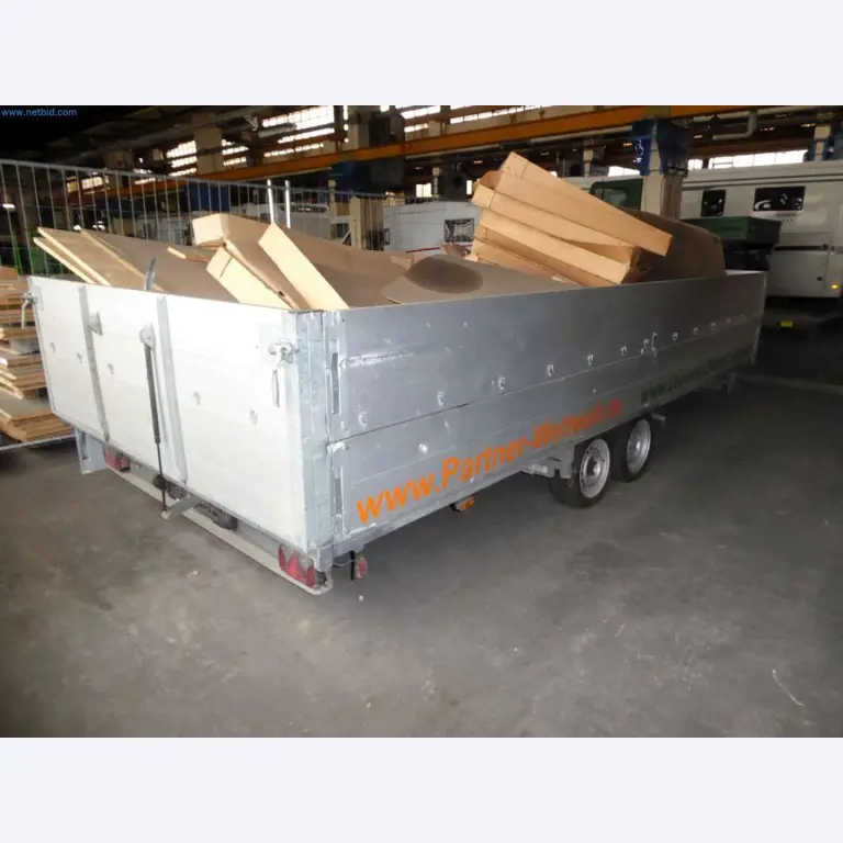 Lagerauflösung eines Dienstleistungsbetriebes, Fahrzeuge, Lagereinrichtung-4