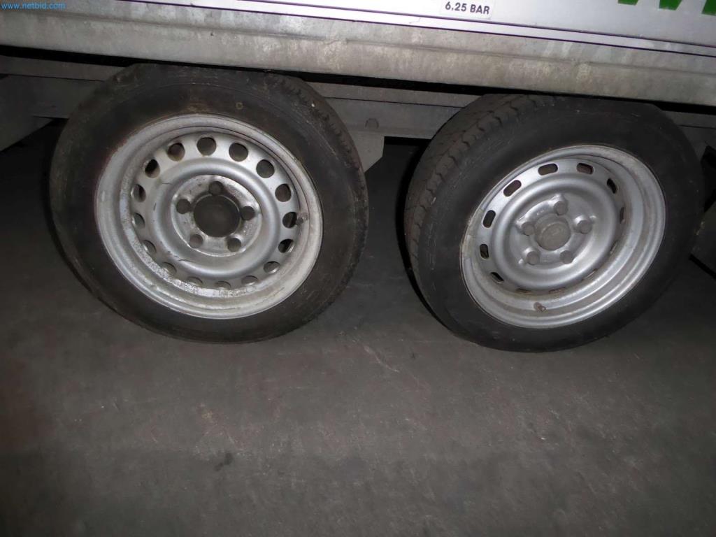 Likwidacja magazynu firmy usługowej, pojazdy, wyposażenie magazynu-5