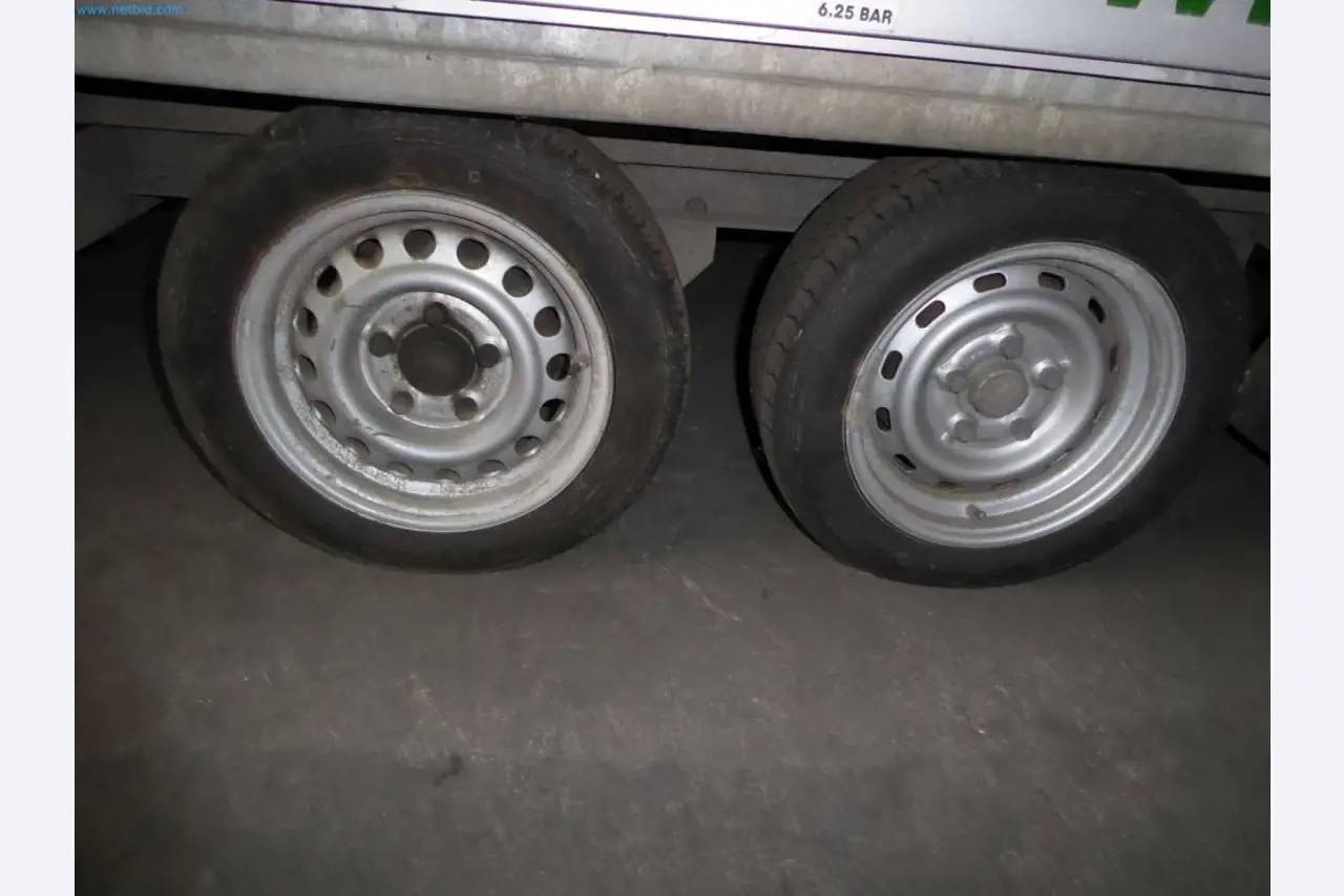 Lagerauflösung eines Dienstleistungsbetriebes, Fahrzeuge, Lagereinrichtung-5