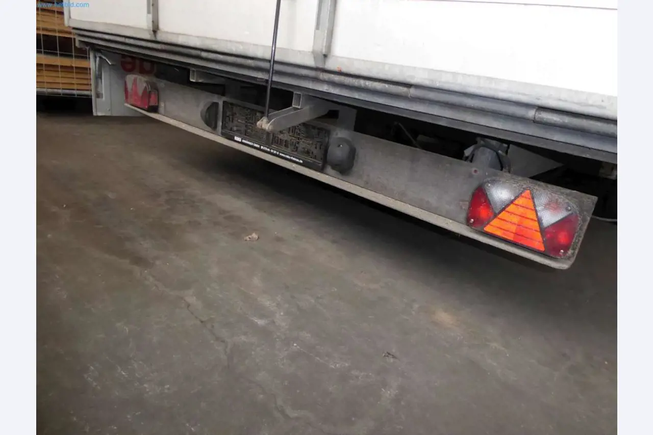 Lagerauflösung eines Dienstleistungsbetriebes, Fahrzeuge, Lagereinrichtung-6