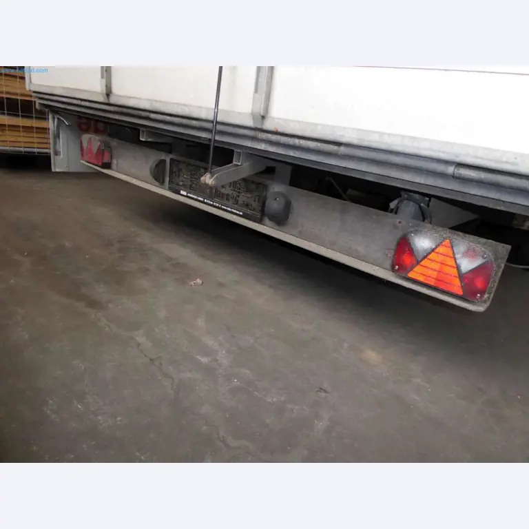 Lagerauflösung eines Dienstleistungsbetriebes, Fahrzeuge, Lagereinrichtung-6