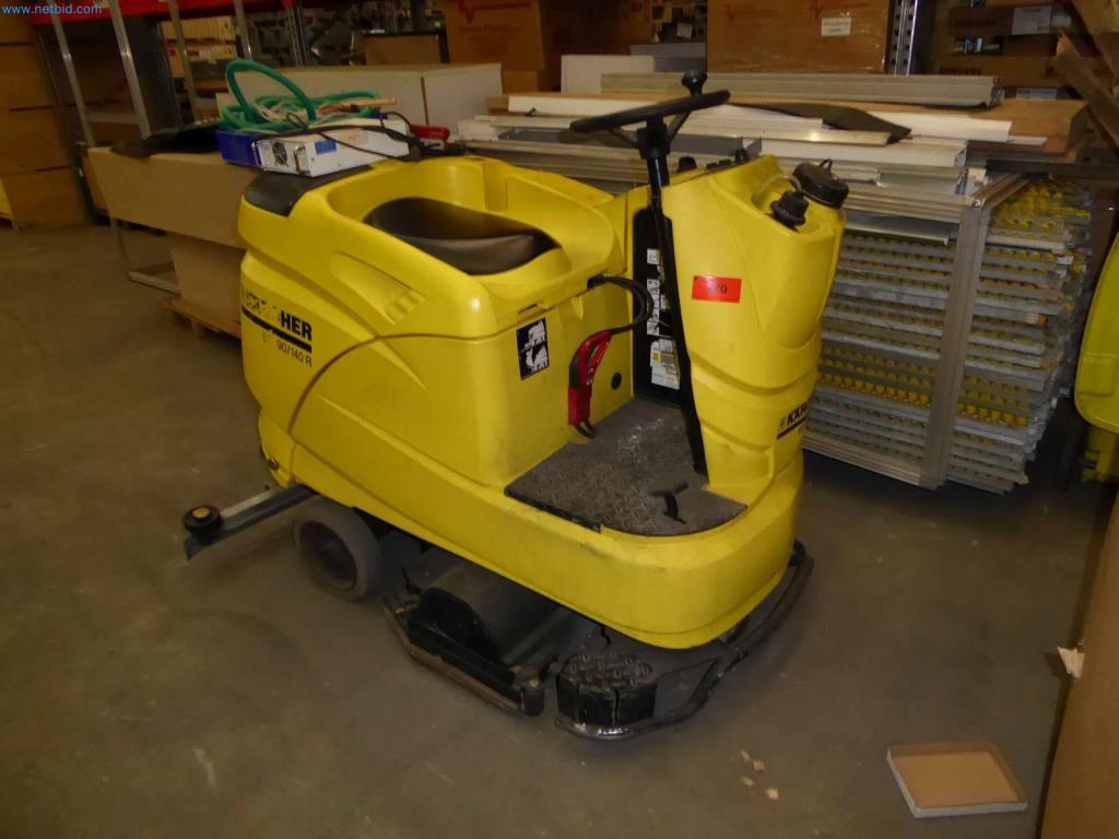 Liquidación de almacén de una empresa de servicios, vehículos, equipos de almacén-2