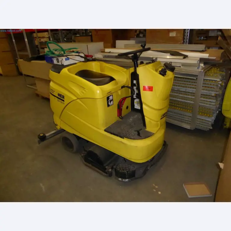 Liquidación de almacén de una empresa de servicios, vehículos, equipos de almacén-2